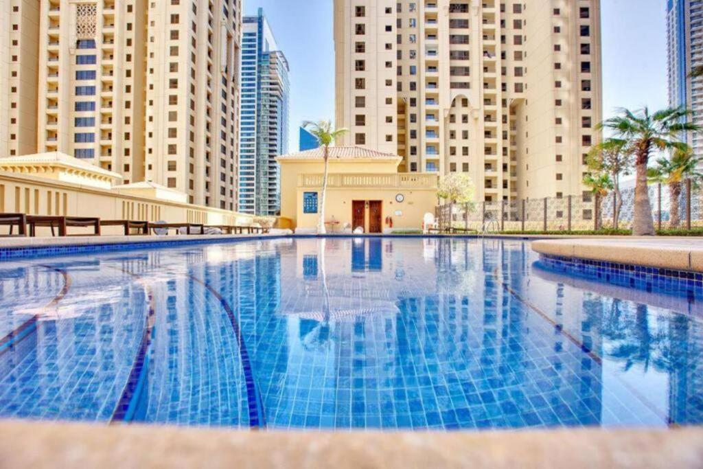 Apartamento Beachfront - Large Studio In Jbr Rimal 4 Dubái Exterior foto